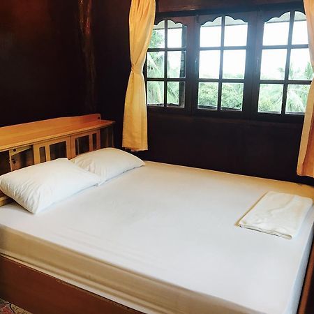 Sunyo Garden Guesthouse บ้านใต้ ภายนอก รูปภาพ